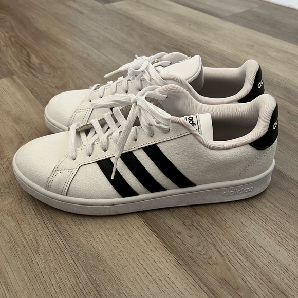 Adidas Grand Court - Classic Cloudfoam Men's Shoes - Picture 3 of 6